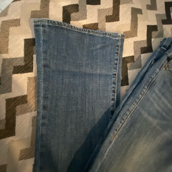 Jeans - Picture 2 of 4